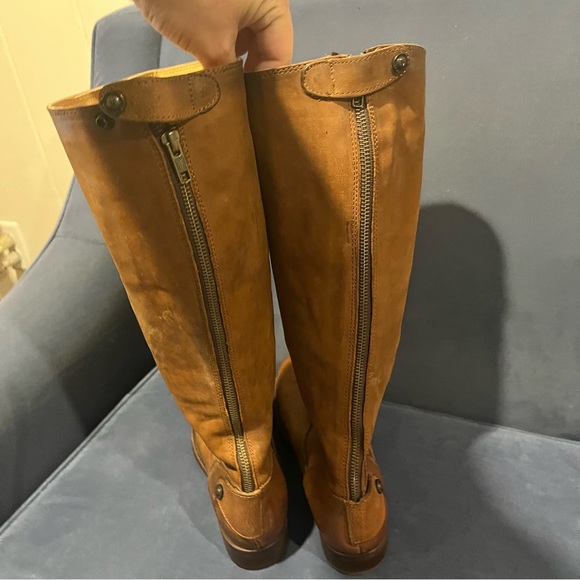NEW Frye Melissa Button Lug Back-Zip Leather Knee High Boot in Cognac - Picture 6 of 13